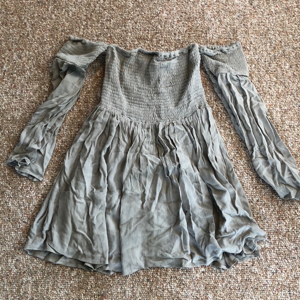 Super cute off the shoulder dress
